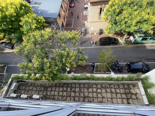 Bureaux à vendre à Suresnes modulables avec jardin paysager privatif