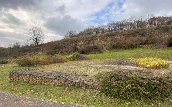 Terrain à vendre    Moutiers