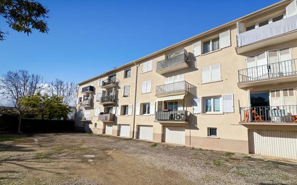 Appartement à vendre    3 pièces • 55,24 m2 Fréjus