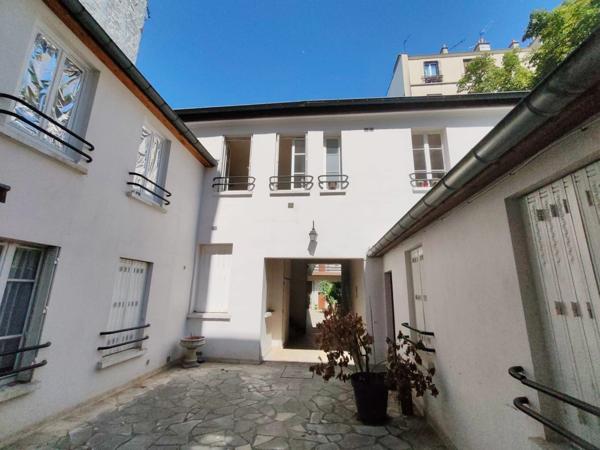 Paris 17ème Batignolles – 2 pièces rénové et meublé, au calme sur cour