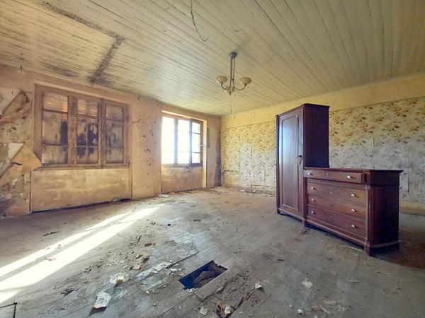 Maison bourgeoise à rénover à vendre au Loroux Bottereau - 10 pièces, 4 chambres