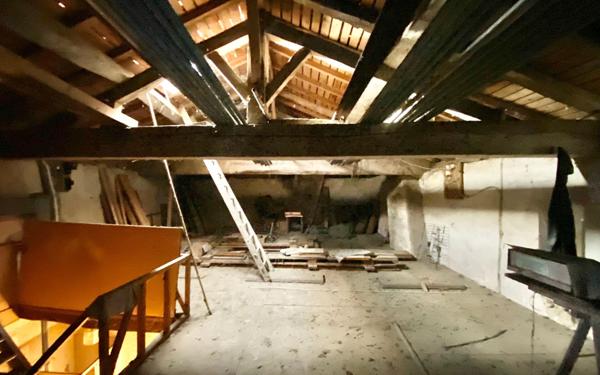 Maison à vendre    8 pièces •  Bazas