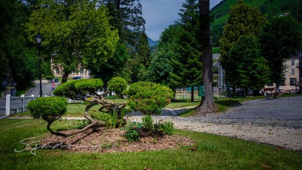 Dpt Pyrénées Atlantiques (64), à vendre EAUX BONNES appartement T3 de 83,2 m²