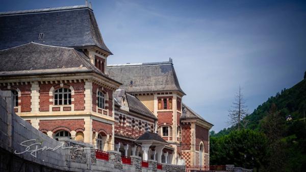 Dpt Pyrénées Atlantiques (64), à vendre EAUX BONNES appartement T3 de 83,2 m²