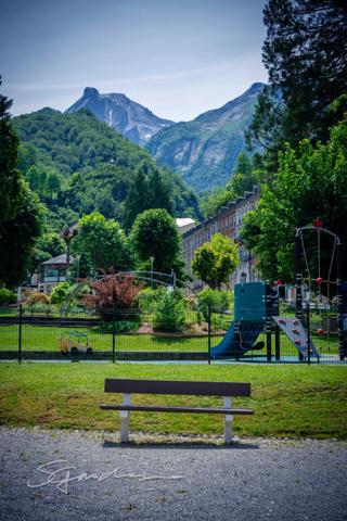 Dpt Pyrénées Atlantiques (64), à vendre EAUX BONNES appartement T3 de 83,2 m²