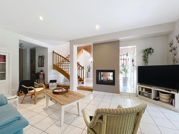 Maison Cholet - 5 pièces, 3 chambres grand volume et parfaite orientation ...