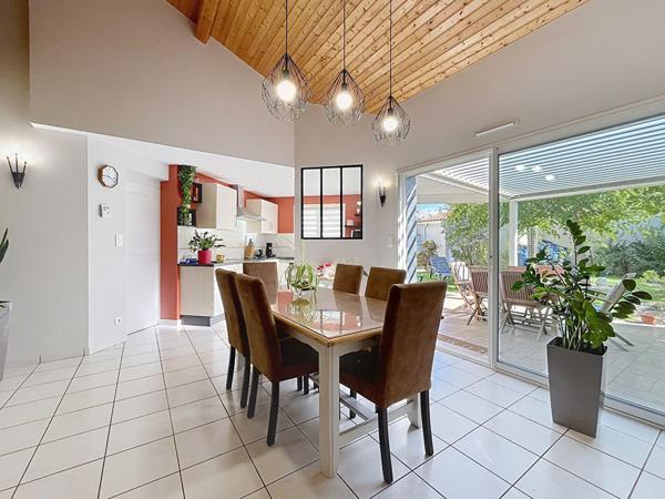 Maison Cholet - 5 pièces, 3 chambres grand volume et parfaite orientation ...