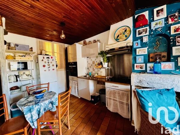 Duplex 3 pièces de 65 m² à Saint-Maximin-la-Sainte-Baume (83470)