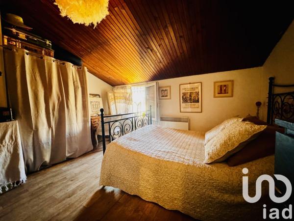 Duplex 3 pièces de 65 m² à Saint-Maximin-la-Sainte-Baume (83470)