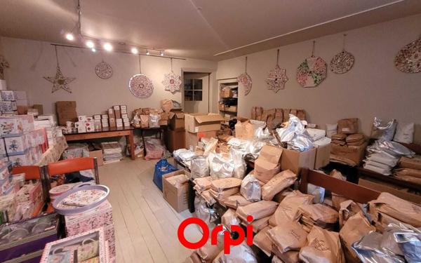 Immeuble à vendre    5 pièces • 182,83 m2 Beaurepaire