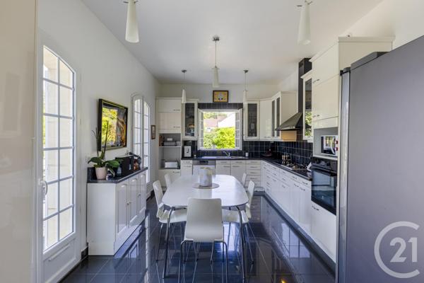 Maison à vendre  8 pièces - 263,50 m2 PONTOISE - 95