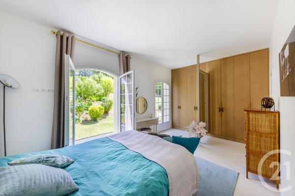 Maison à vendre  8 pièces - 263,50 m2 PONTOISE - 95