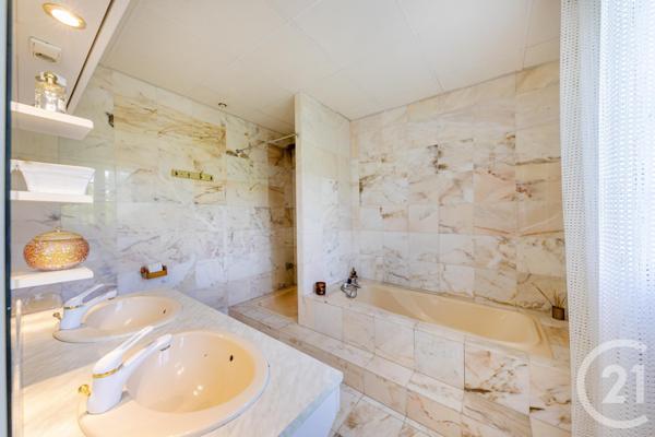 Maison à vendre  8 pièces - 263,50 m2 PONTOISE - 95