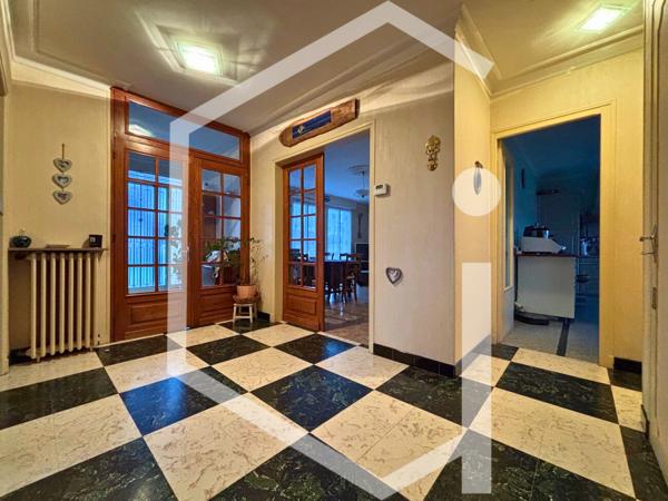 Maison 6 pièce(s) 5 chambre(s) 159 m²