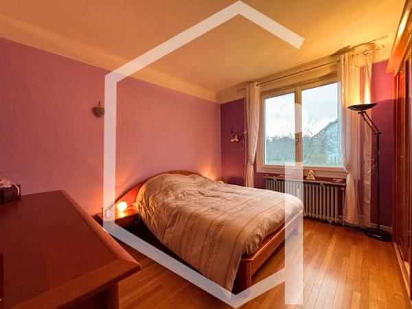 Maison 6 pièce(s) 5 chambre(s) 159 m²