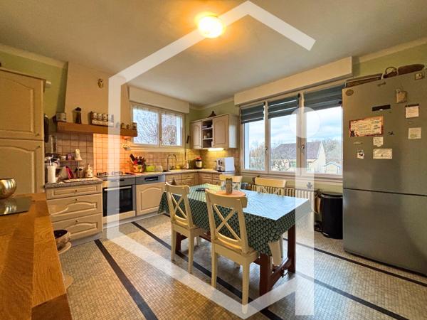 Maison 6 pièce(s) 5 chambre(s) 159 m²