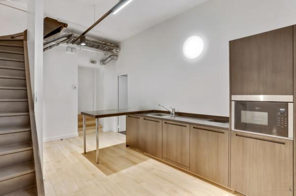 BUREAUX A VENDRE - ILE DE LA JATTE - METRO 1 - JARDIN