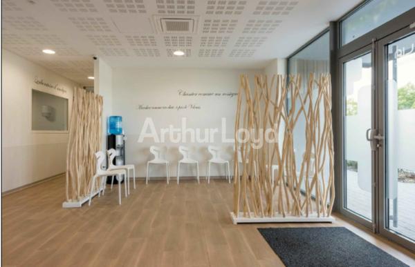 Bureaux en location vente à Roubaix proche métro et normes PMR récentes