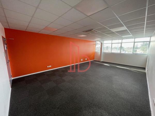 Bureau de 490 m² à louer à Bordeaux Sud-Ouest