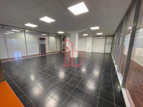 Bureau de 490 m² à louer à Bordeaux Sud-Ouest