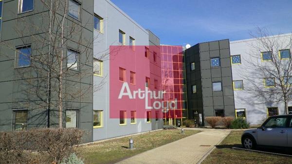 AUBIERE LA PARDIEU A LOUER BUREAUX EN ETAGE 285M²