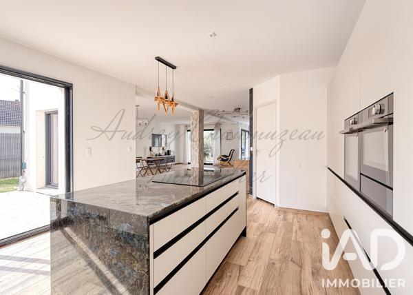 Maison (prestige) à vendre 7 pièces 230 m² Saclay