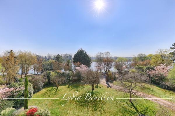 Maisons-Laffitte (78600) Maisons-Lafitte Propriété de 10 pièces avec parc et piscine