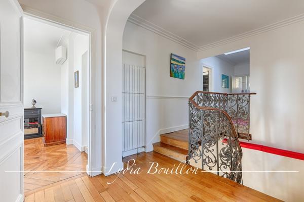 Maisons-Laffitte (78600) Maisons-Lafitte Propriété de 10 pièces avec parc et piscine