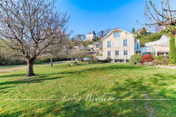 Maisons-Laffitte (78600) Maisons-Lafitte Propriété de 10 pièces avec parc et piscine