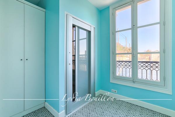 Maisons-Laffitte (78600) Maisons-Lafitte Propriété de 10 pièces avec parc et piscine