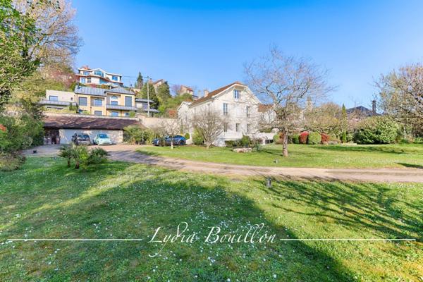 Maisons-Laffitte (78600) Maisons-Lafitte Propriété de 10 pièces avec parc et piscine