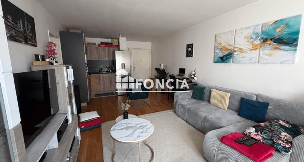 À vendre Appartement 2 pièces 49 m² - Pontault-combault 77340