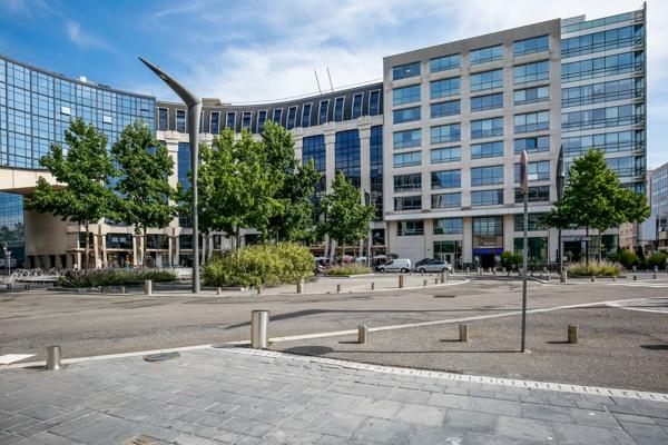 Bureaux à louer à MONTIGNY LE BRETONNEUX 78180