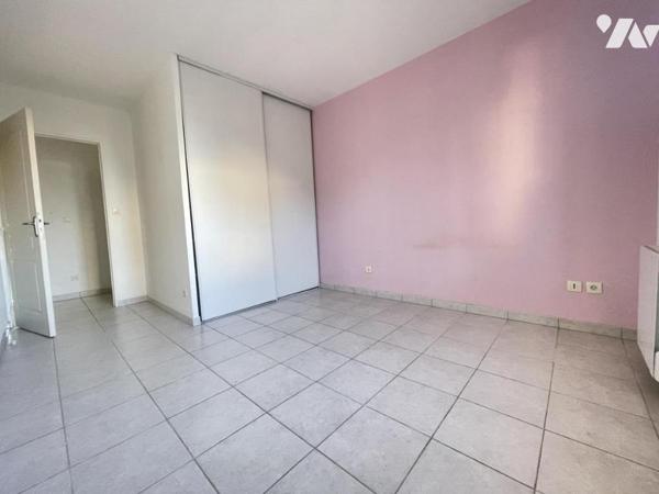 APPARTEMENT T3 AVEC JARDIN - LA VILLE AUX DAMES