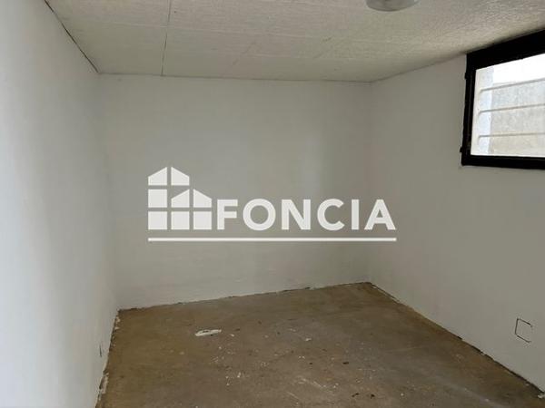 Location Maison 4 pièces 80 m² - 90 RUE DE LA FARANDOLE Six-fours 83140