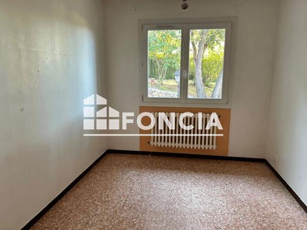 Location Maison 4 pièces 80 m² - 90 RUE DE LA FARANDOLE Six-fours 83140