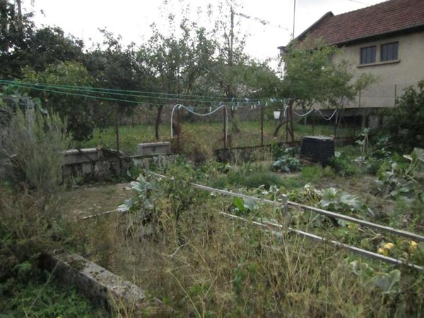 Immeuble de 430 m2 habitables composé de 4 appartements à Vesoul 70000  au prix de 197 900 Euros