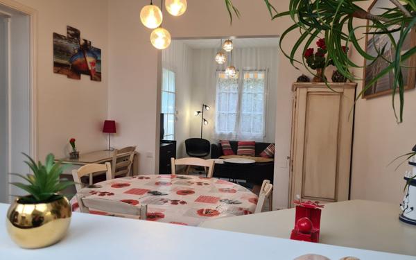 Maison à vendre    2 pièces • 55 m2 Royan