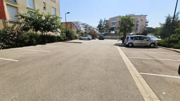 Studio 19.03m2 au sein d'une résidence étudiante vendu loué! Idéal investisseurs!