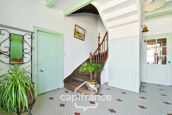 Propriété à vendre 14 pièces PAILLE (17) sur 4800m² de terrain avec nombreuses dépendances