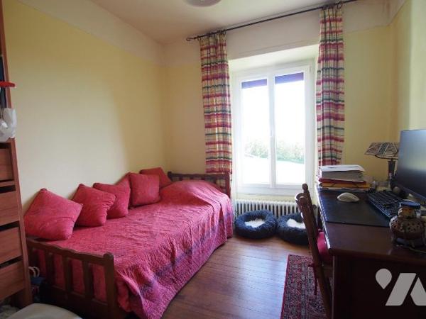 SOULEUVRE-EN-BOCAGE- ENSEMBLE IMMOBILIER AVEC 3 HECTARES