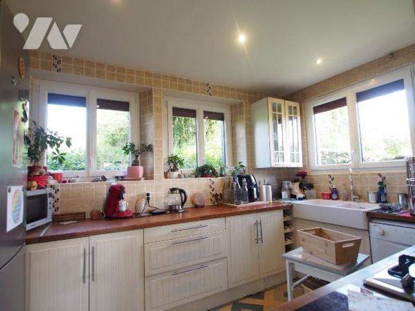 SOULEUVRE-EN-BOCAGE- ENSEMBLE IMMOBILIER AVEC 3 HECTARES