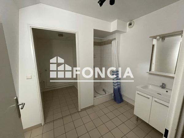 Location Appartement 2 pièces 45.68 m² - 19 - 21 RUE DES MAJOTS Amiens 80000