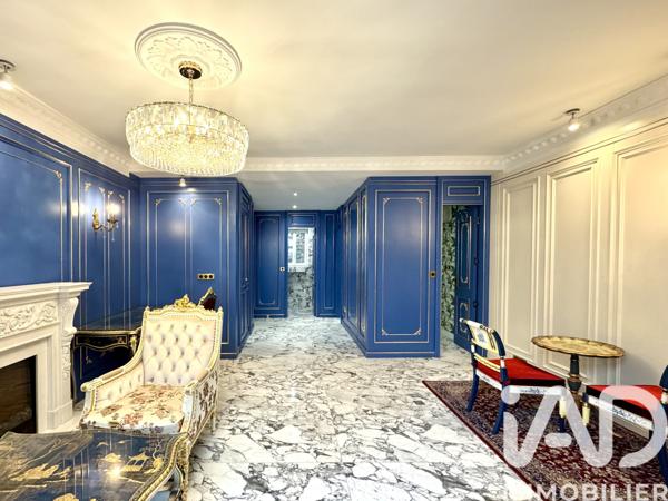 Location appartement 1 pièce 41 m² Paris 8