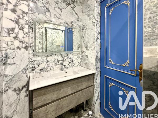 Location appartement 1 pièce 41 m² Paris 8