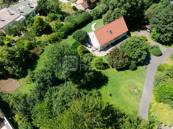 Bien rare à Labuissière - Maison avec vie de plain-pied, terrain boisé et environnement privilégié