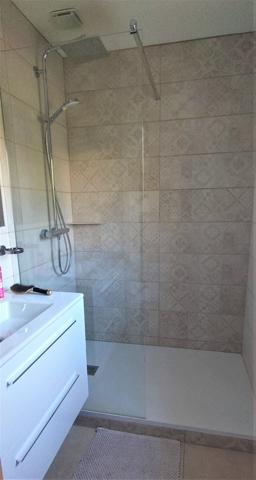 MAISON PLAIN PIED 5 CHAMBRES AVEC PISCINE COUVERTE