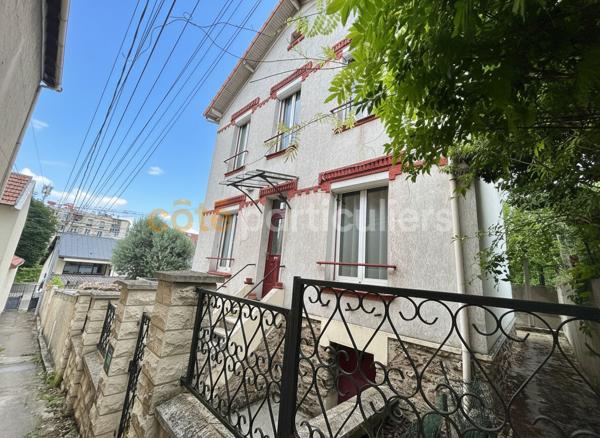 Vente
                Maison91,68 m² - 6 Pièces -
                    VILLENEUVE SAINT GEORGES (94190)