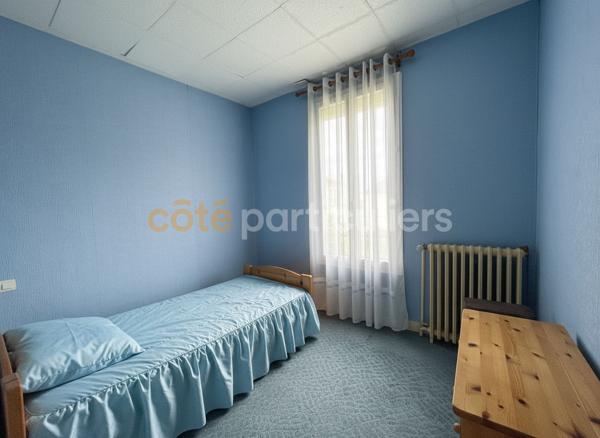 Vente
                Maison91,68 m² - 6 Pièces -
                    VILLENEUVE SAINT GEORGES (94190)