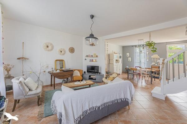 Maison à vendre 234 300 € La Ville-aux-Dames 5 p 80 m² DPE D